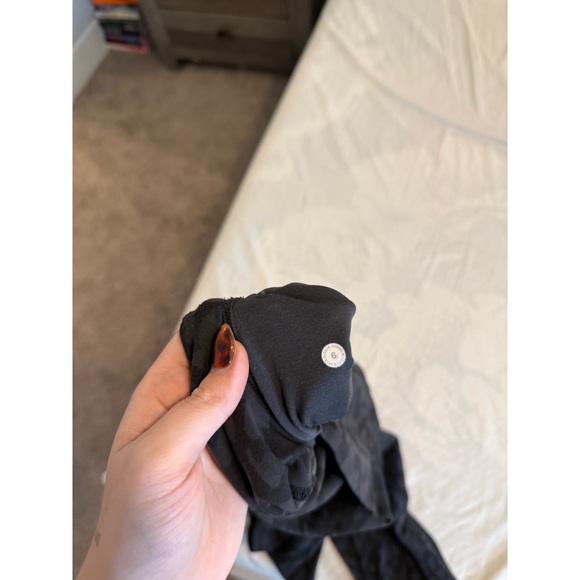 lululemon athletica Black Patterned Leggings - Picture 5 of 5